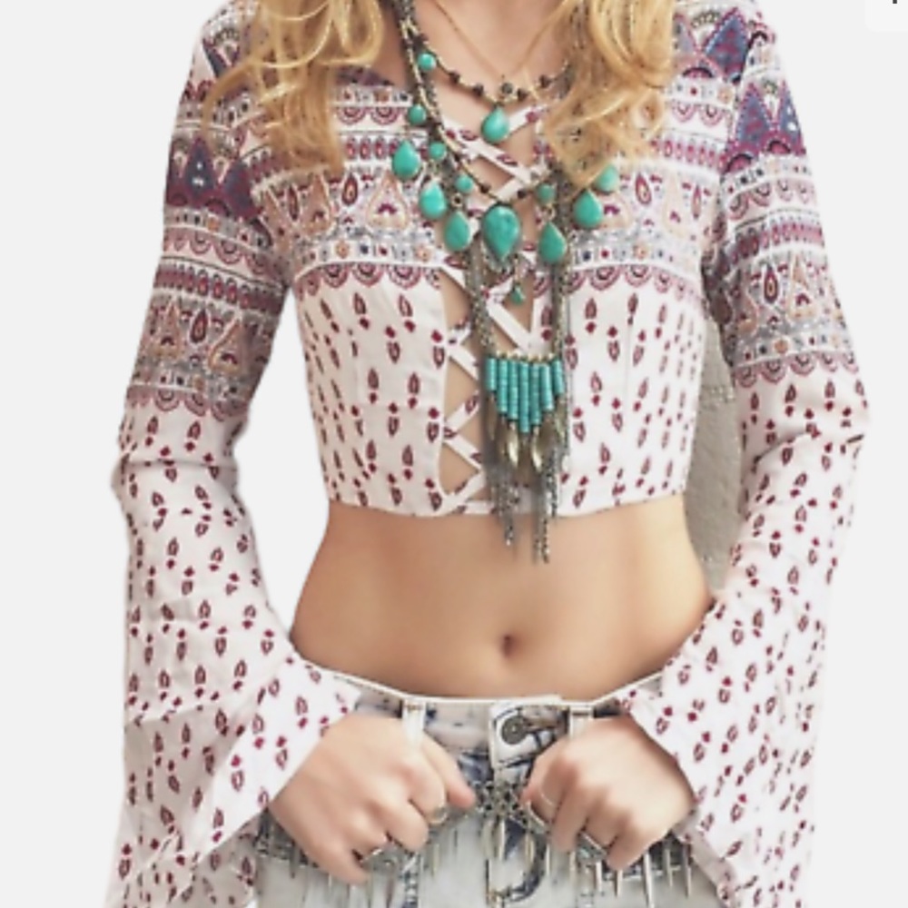 ONE WAY Boho Bell Sleeve Crop Top Criss Cross Front Design Detail - Picture 10 of 10